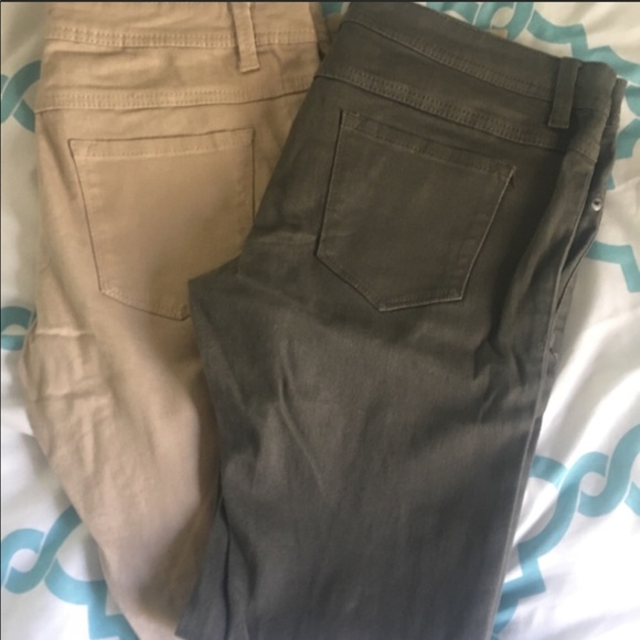NWT Wet Seal Jeggings 2 for 1 - Picture 1 of 7
